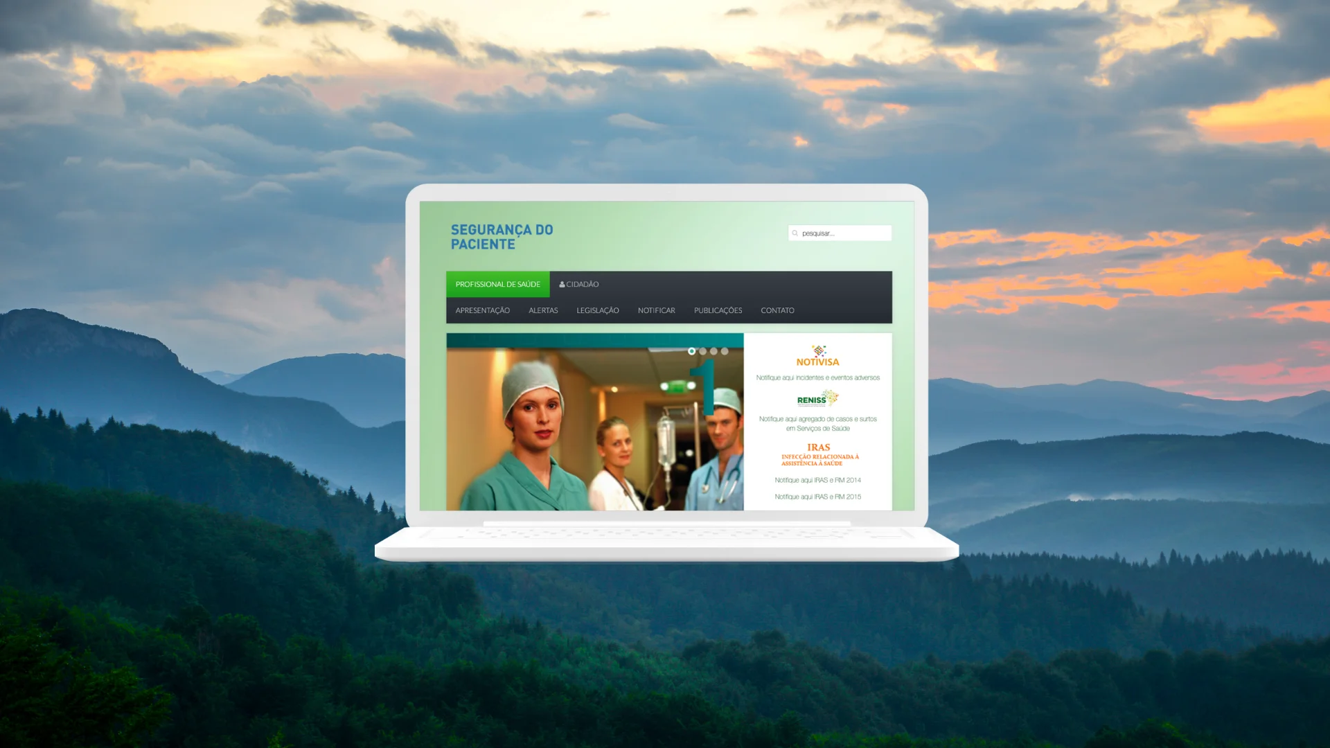 Laptop with anvisa website on screen